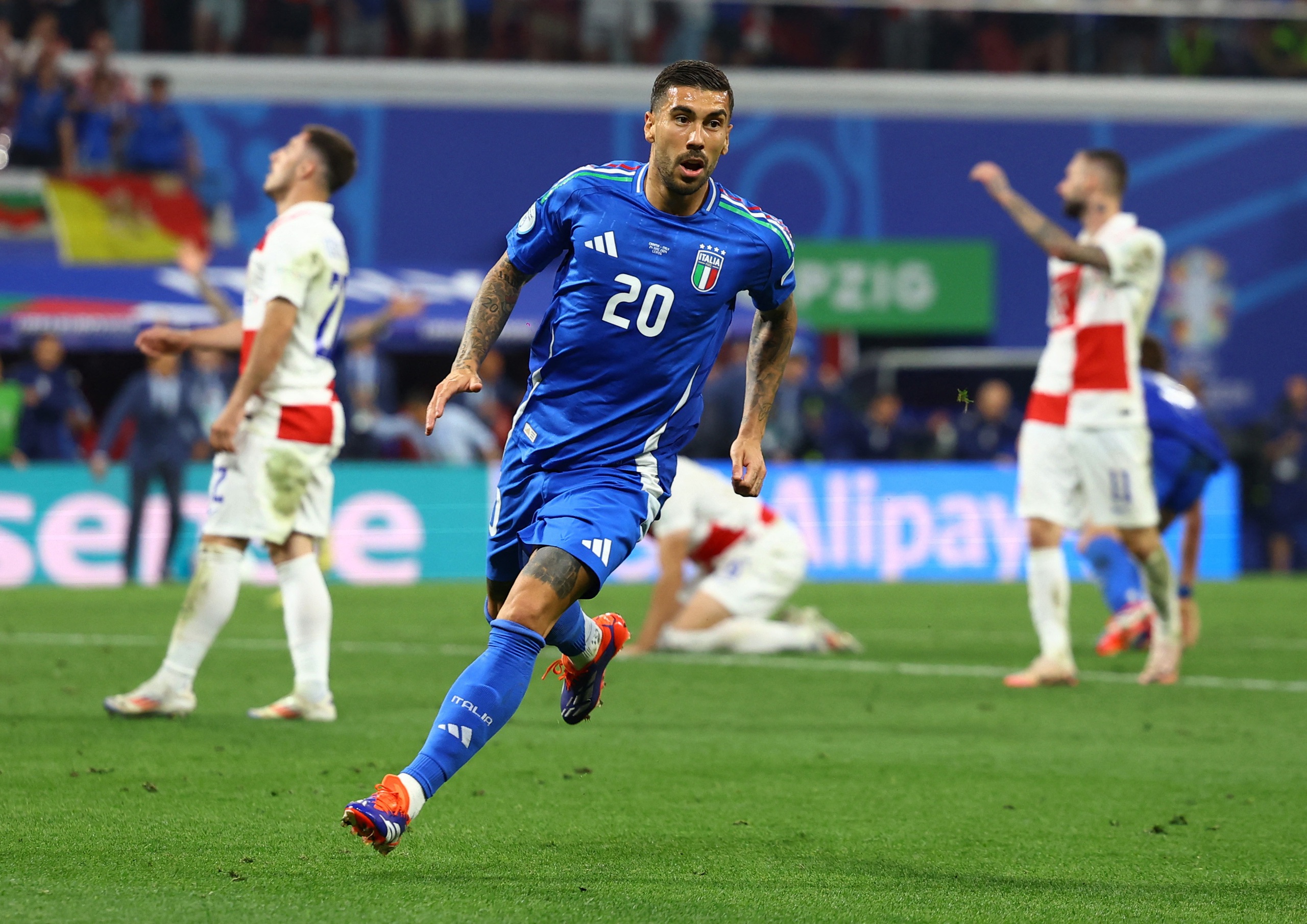 Euro 2024: Dự đoán các cuộc thư hùng vòng knock-out - Ảnh 2. Euro 2024: Dự đoán các cuộc thư hùng vòng knock-out - Ảnh 2.