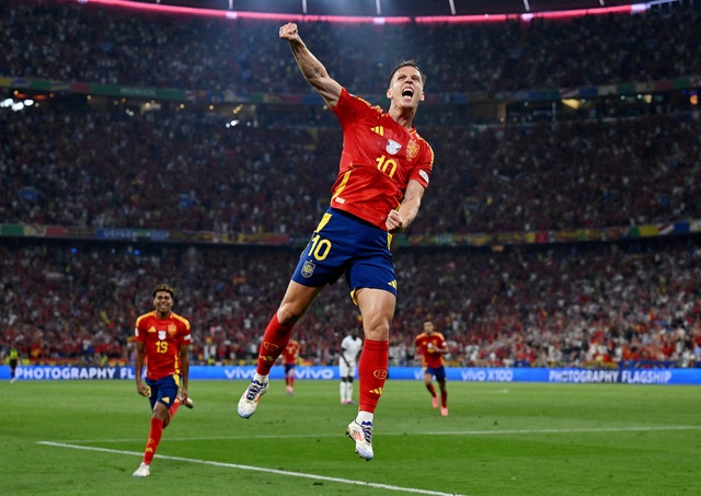 Euro 2024: Dani Olmo rộng cửa đoạt giải Euro 2024: Dani Olmo rộng cửa đoạt giải