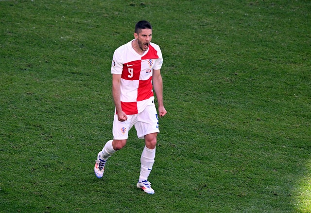 Euro 2024: Ngược dòng bất thành, Croatia bị Albania chia điểm phút bù giờ- Ảnh 3. Euro 2024: Ngược dòng bất thành, Croatia bị Albania chia điểm phút bù giờ- Ảnh 3.
