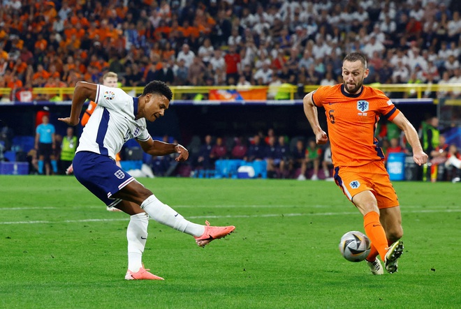 Watkins tỏa sáng, tuyển Anh hạ Hà Lan vào chung kết Euro 2024- Ảnh 1. Watkins tỏa sáng, tuyển Anh hạ Hà Lan vào chung kết Euro 2024- Ảnh 1.