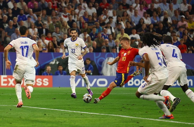 Cơ hội của Harry Kane trong cuộc đua giành "Chiếc giày vàng" 1 Dani Olmo (Tây Ban Nha)