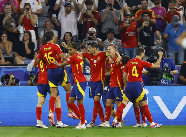 Tây Ban Nha Lội Ngược Dòng Đánh Bại Pháp, Giành Vé Vào Chung Kết Euro 2024 6 'Người thế vai' Dani Olmo ghi ba bàn và đóng góp 2 kiến tạo qua ba trận