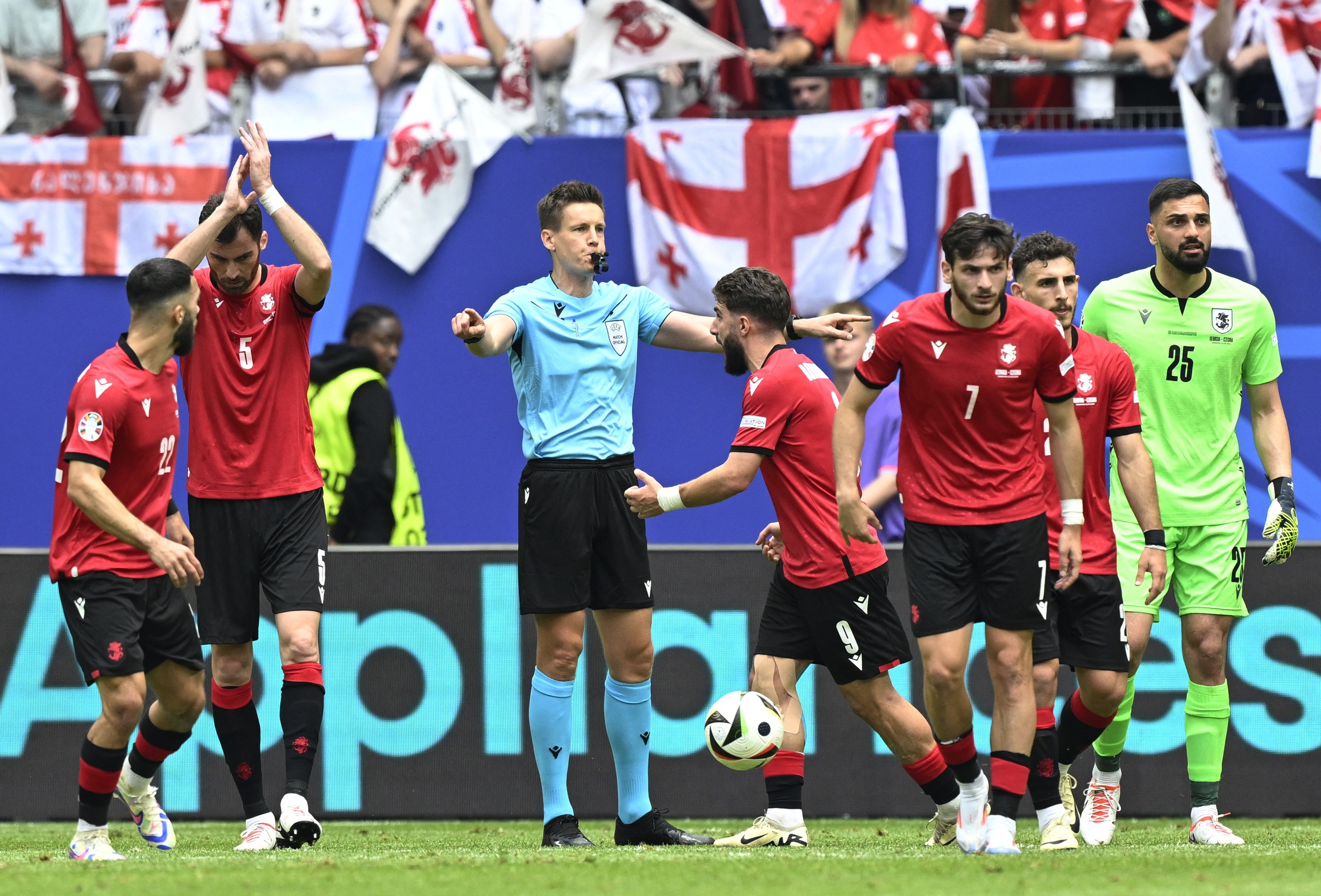 Euro 2024: Soi tỉ số Georgia - Bồ Đào Nha và Czech – Thổ Nhĩ Kỳ Euro 2024: Soi tỉ số Georgia - Bồ Đào Nha và Czech – Thổ Nhĩ Kỳ