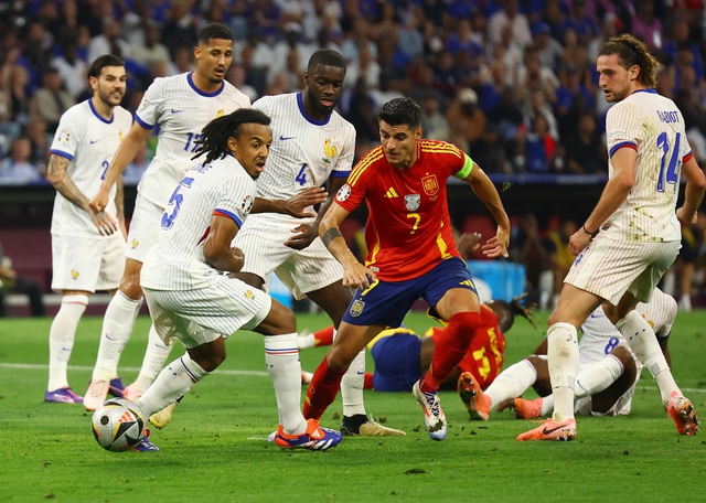 Ngạc nhiên khi xem tỉ số hai trận bán kết 1 Tây Ban Nha của Morata chưa tung hết 100% công lực
